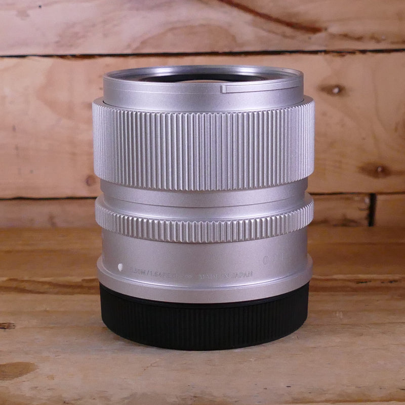 Used Sigma 90mm f2.8 DG Contemporary Silver Lens - L-Mount