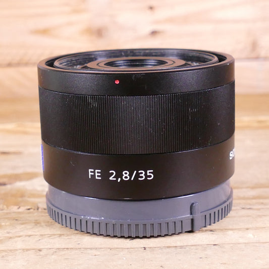 Used Sony FE 35mm F2.8 Carl Zeiss Lens
