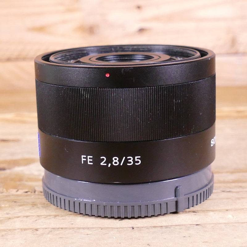 Used Sony FE 35mm F2.8 Carl Zeiss Lens