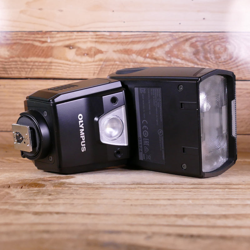 Used Olympus FL-900R Electronic Flash