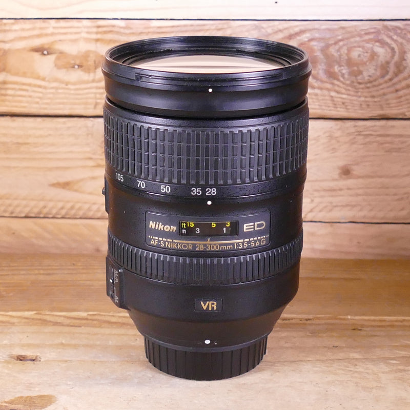 Used Nikon AF-S 28-300mm F3.5-5.6 G VR Lens