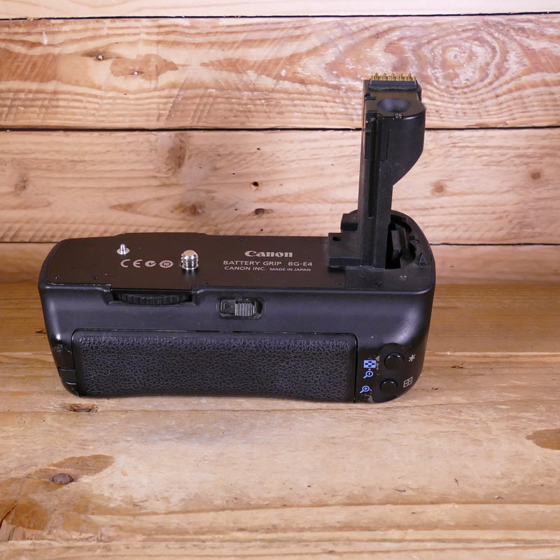 Used Canon BG-E4 Battery Grip
