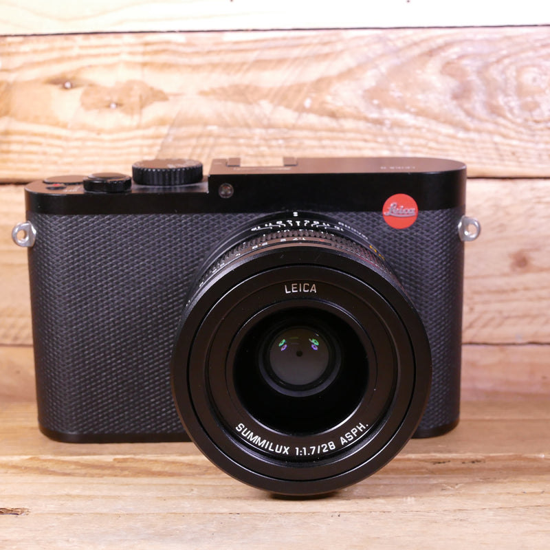 Used Leica Q Black Digital Camera 19000