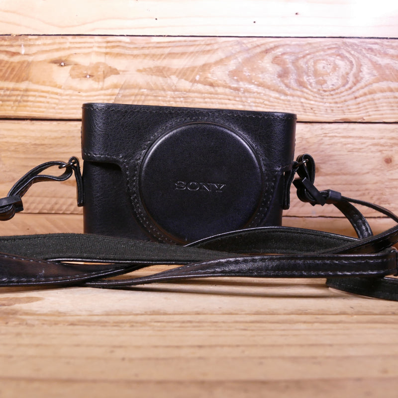 Used Sony LCJ-RXK  Ever Ready Case for RX100 Series Cameras