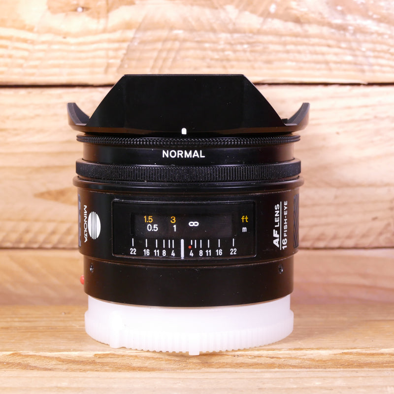 Used Minolta AF 16mm F2.8 Fisheye Lens