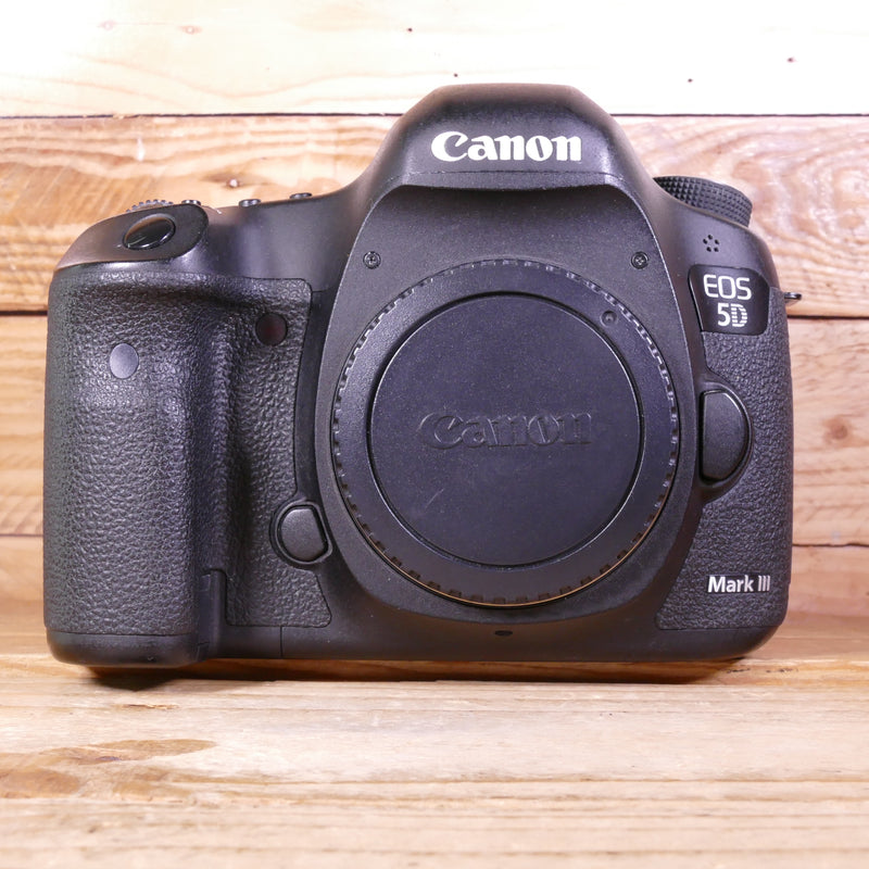 Used Canon EOS 5D Mark III Digital SLR Camera Body