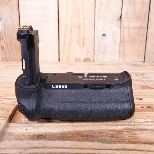 Used Canon BG-E20 Battery Grip for EOS 5D Mark IV