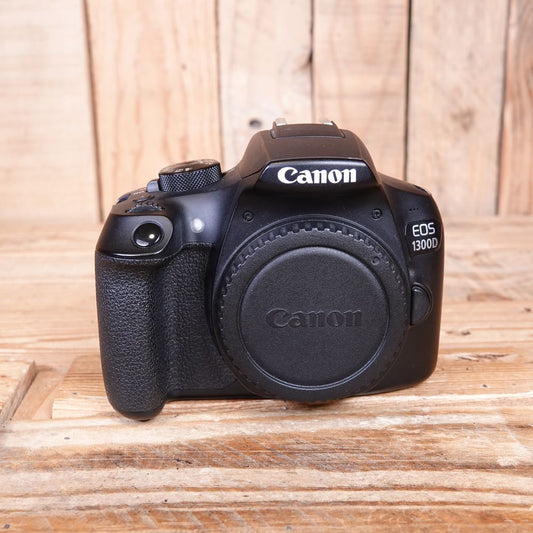 Used Canon EOS 1300D DSLR Camera Body