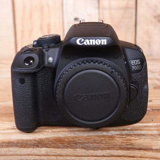 Used Canon EOS 700D DSLR Camera Body