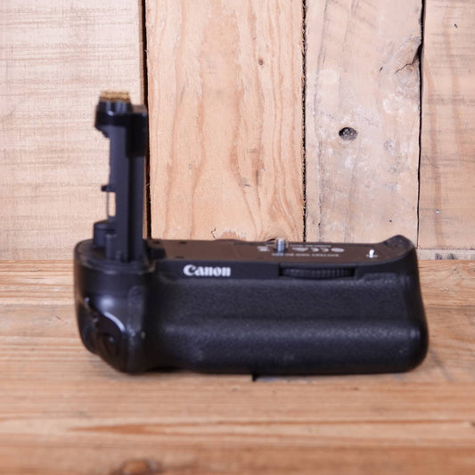 Used Canon BG-E20 Battery Grip for EOS 5D Mark IV Image 7