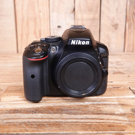 Used Nikon D5300 D-SLR Camera Body