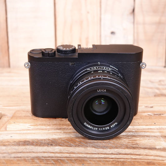 Used Leica Q2 Monochrom Digital Camera 19055