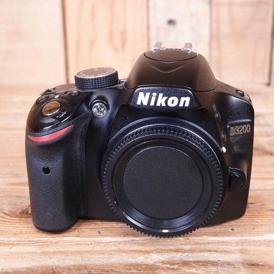 Used Nikon D3200 DSLR Camera Body