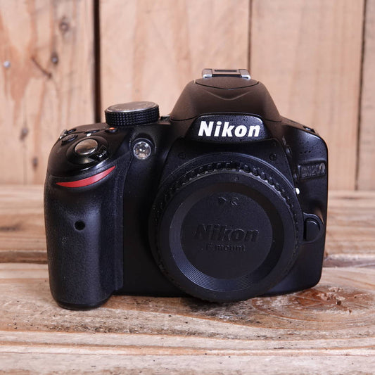 Used Nikon D3200 DSLR Camera Body