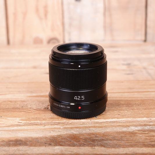 Used Panasonic 42.5mm F1.7  OIS Silver Lens Micro Four Thirds