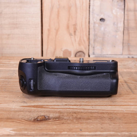 Used Pentax Battery Grip D-BG5 for K-3 & K-3 II