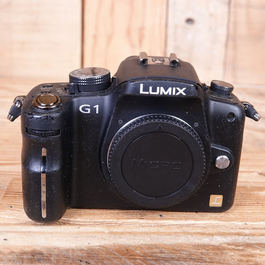 Used Panasonic Lumix G1 Black  Camera Body